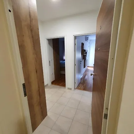 Apartman Lux Doboj 2 Room photo