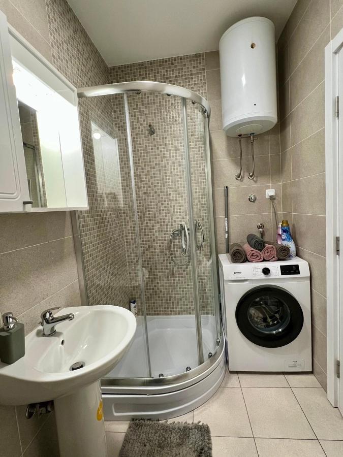 Apartment Lux 2 *